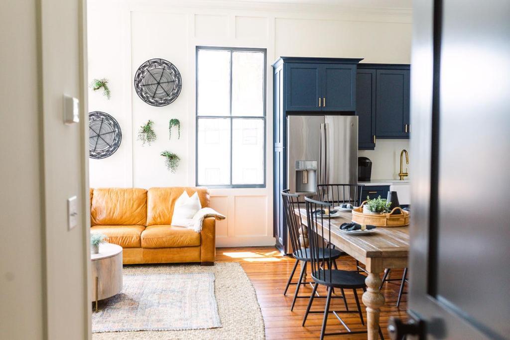 Guesthouse Charleston East 46 H Экстерьер фото